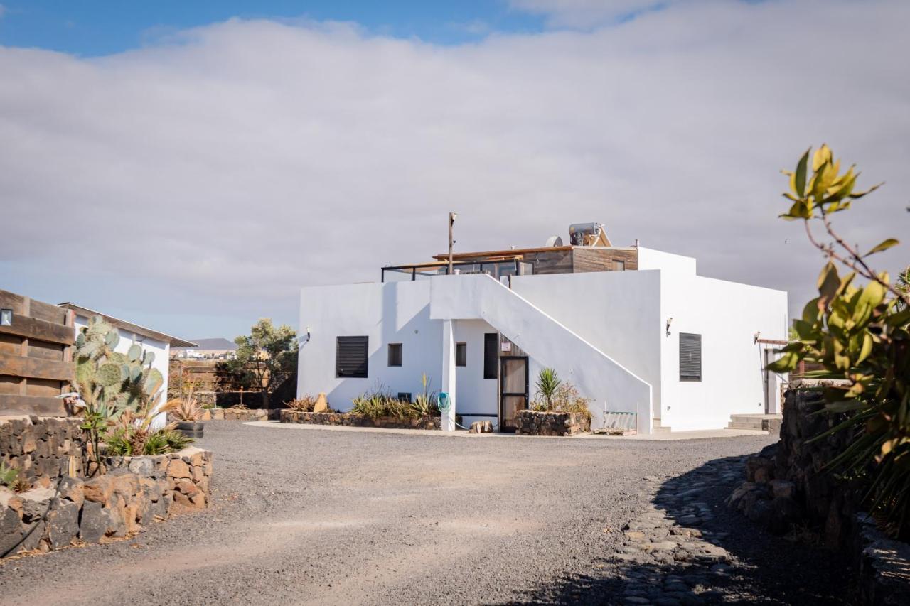 拉哈雷斯 Creative Harbour Fuerteventura旅舍 外观 照片