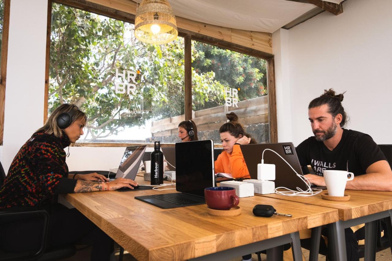 拉哈雷斯 Creative Harbour Fuerteventura旅舍 外观 照片
