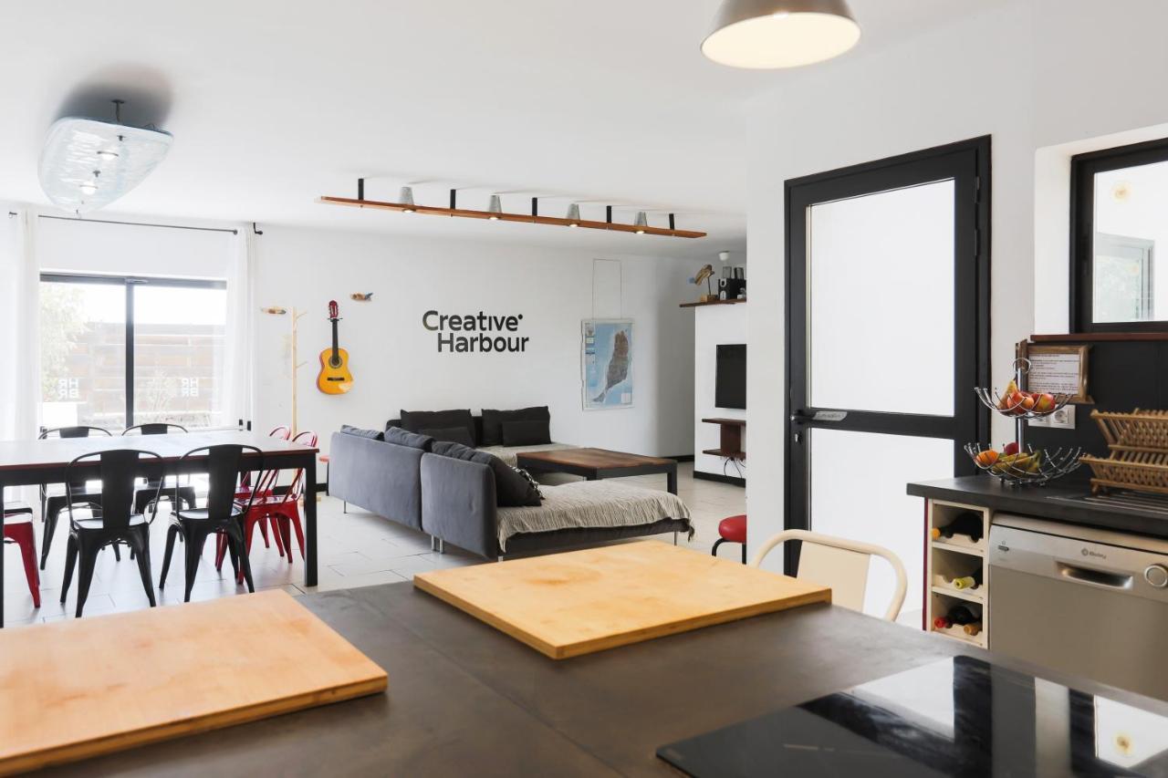 拉哈雷斯 Creative Harbour Fuerteventura旅舍 外观 照片